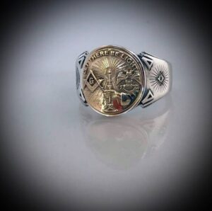Masonic Ring 9 Carat Gold Emblem Let There Be Light Ring