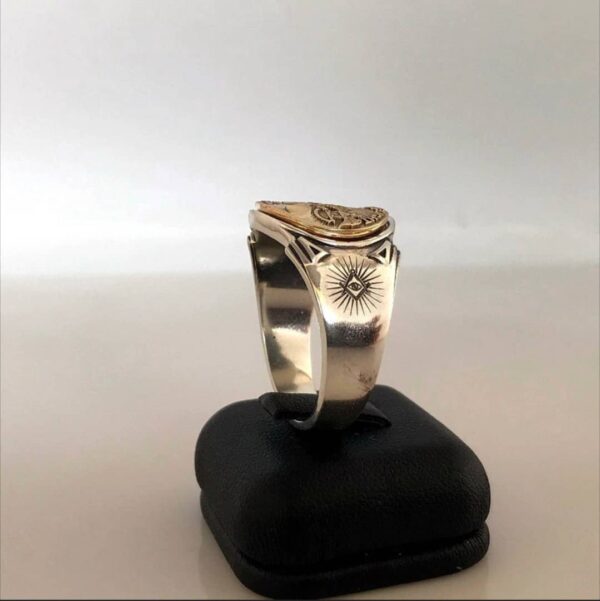 Masonic Ring 9 Carat Gold Emblem Let There Be Light Ring