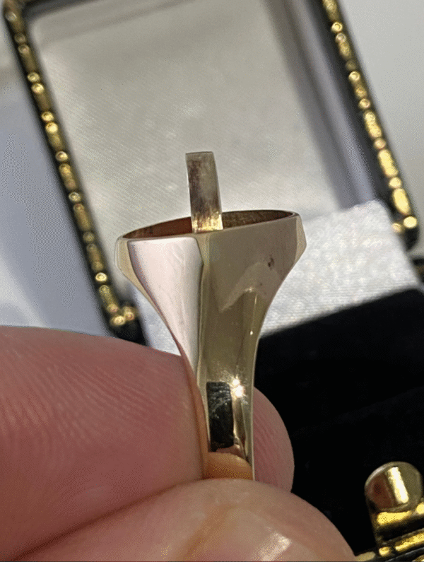 Superb heavy 9ct gold masonic freemason enamel swivel flip ring.