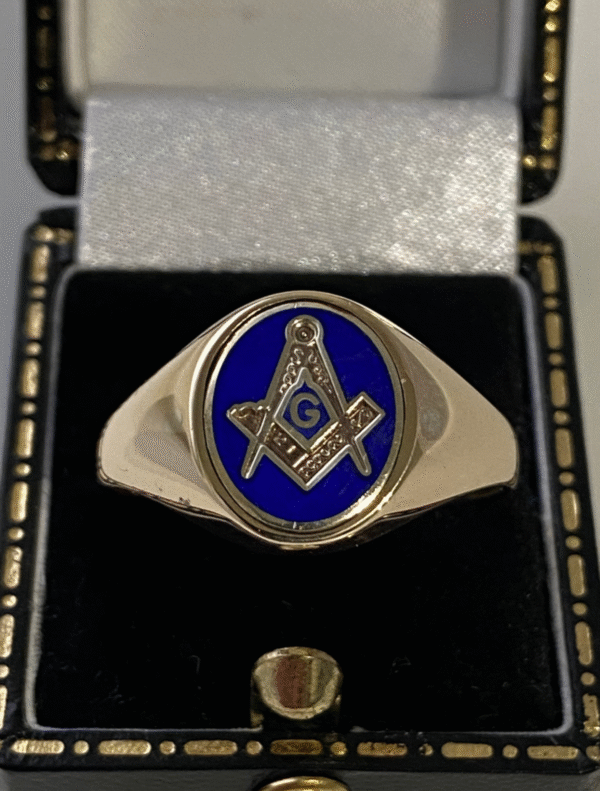 Superb heavy 9ct gold masonic freemason enamel swivel flip ring.